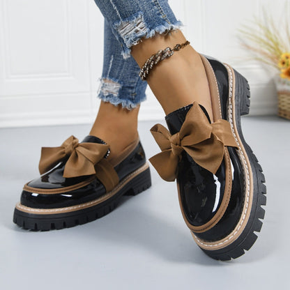 Sapatos Lucente — Slip-On com Laço