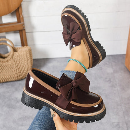 Sapatos Lucente — Slip-On com Laço