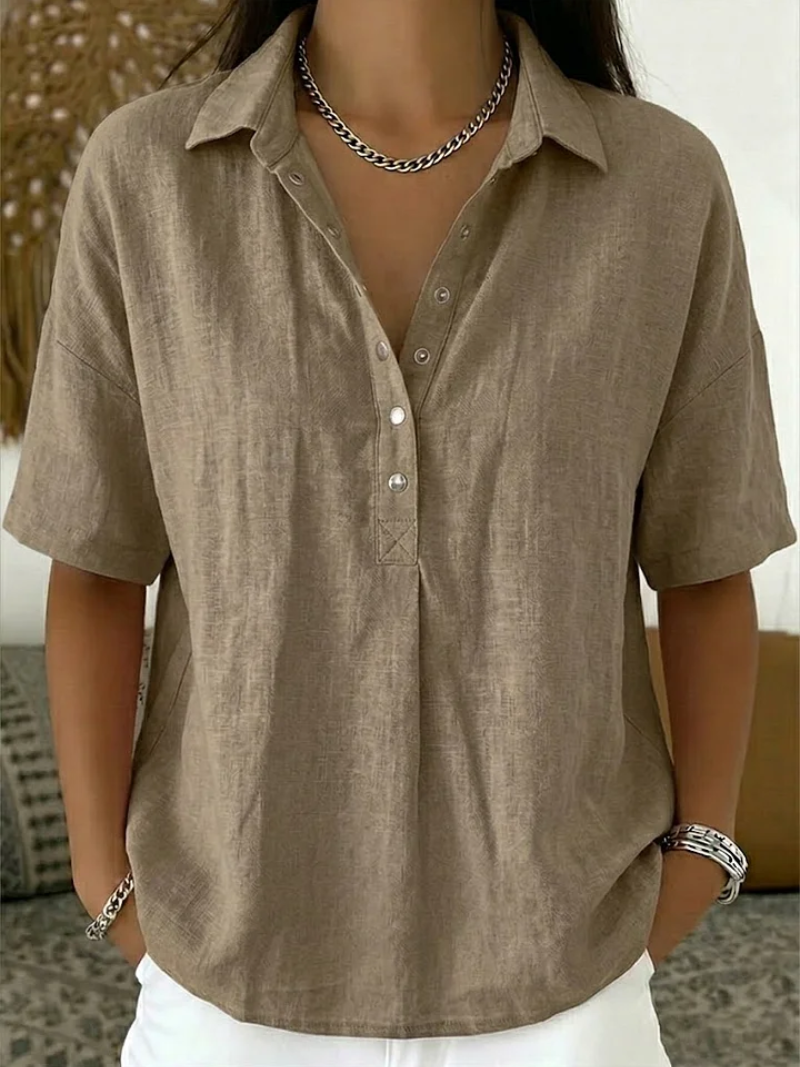 Blusa com Gola — Elegância com Detalhes em Botão
