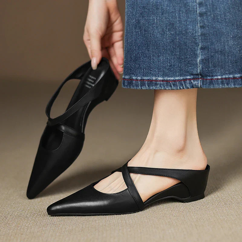 Aluna Mules de Couro Genuine
