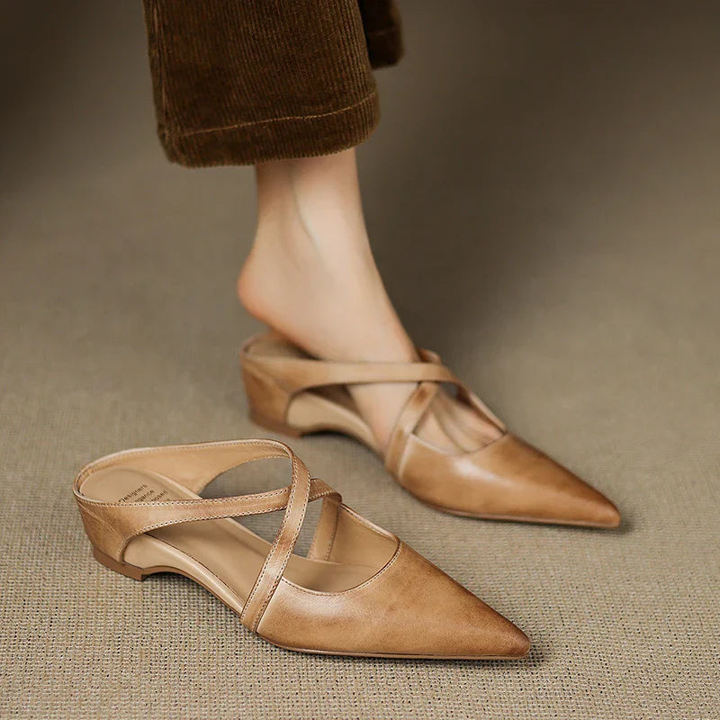 Aluna Mules de Couro Genuine