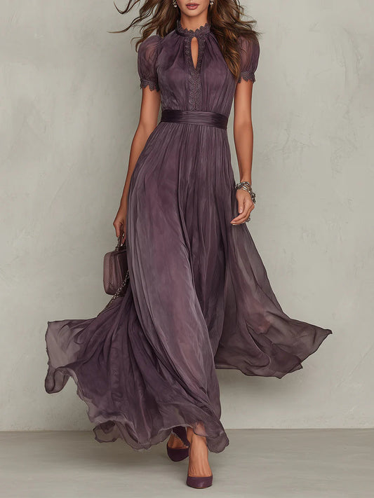 Robe Flavia em Renda Violeta com Decote Caído